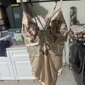 Auden Lace Chemise in Cream and Brown